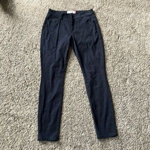 Cabi women’s curvy skinny jeans dark blue/black size 6